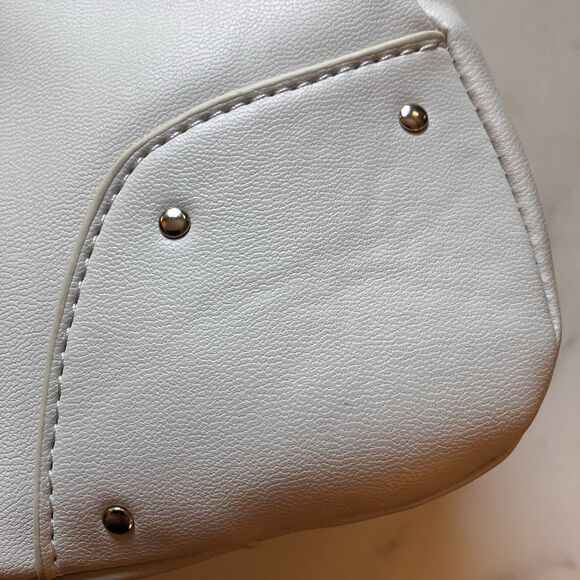 NWT Steve Madden Blisa Moto Shoulder Bag Cream Bone Logo MSRP $88 Small Flaw - Picture 6 of 16